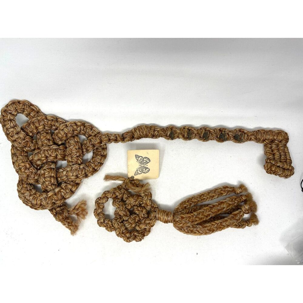 Celtic Knot Rope Wall Hanging, Key Holder Hooks Boho Unique Gift, Decor, Macrame
